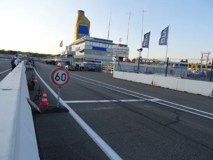 Hockenheim, Deutschland - Photo 32