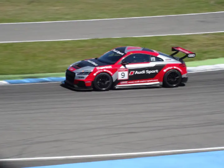 Hockenheim, Deutschland - Photo 11