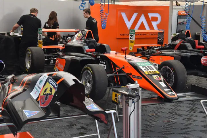 Hockenheim, Deutschland - Photo 20