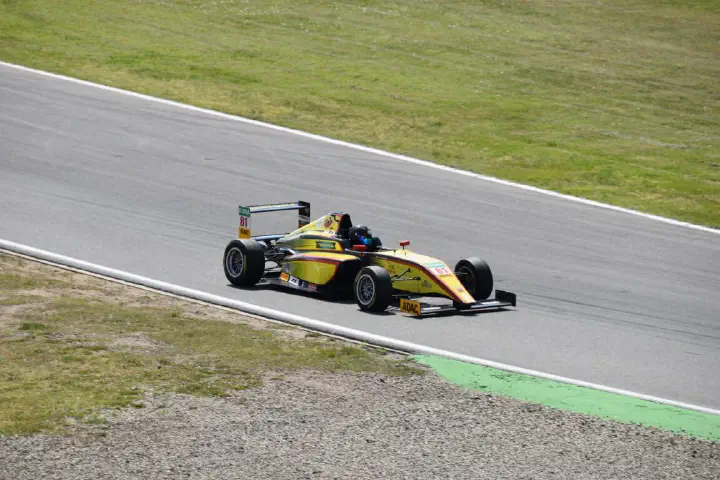 Hockenheim, Deutschland - Photo 33