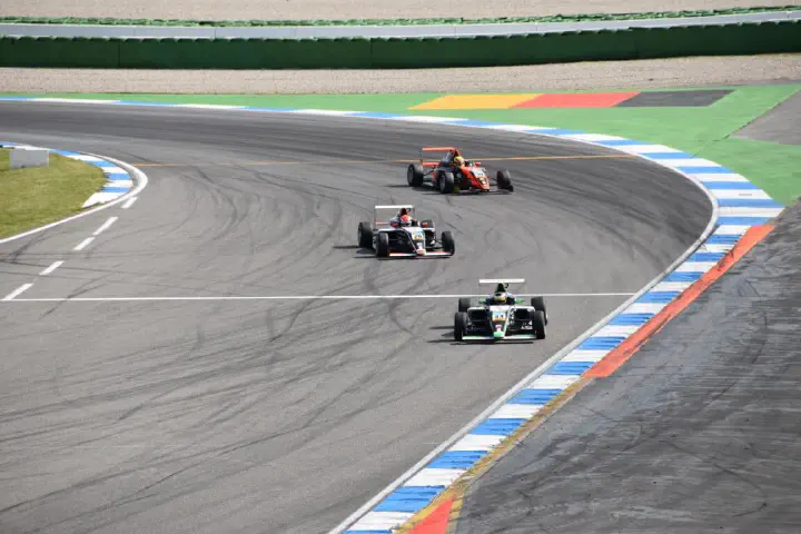 Hockenheim, Deutschland - Photo 22