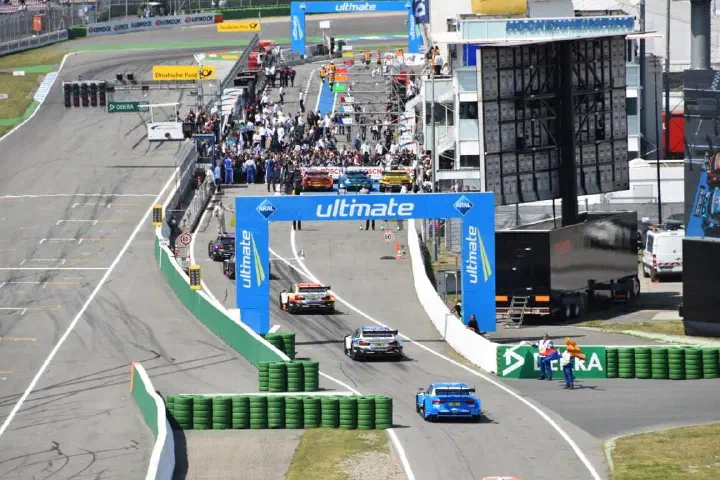Hockenheim, Deutschland - Photo 44