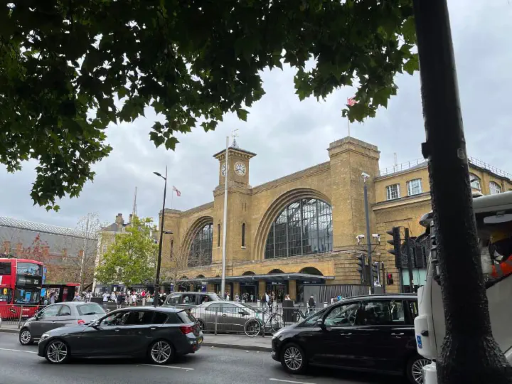 London, Vereinigtes Königreich - Photo 2