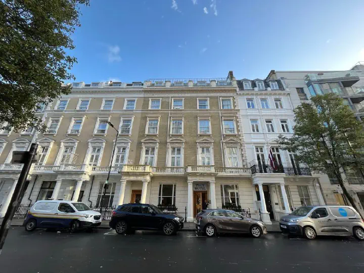 London, Vereinigtes Königreich - Photo 2