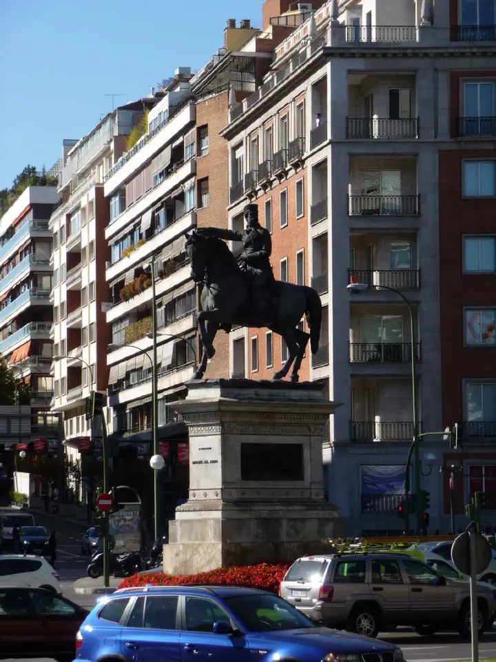 Madrid, Spanien - Photo 13