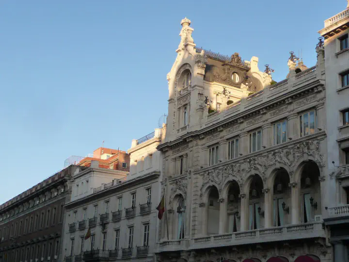 Madrid, Spanien - Photo 3