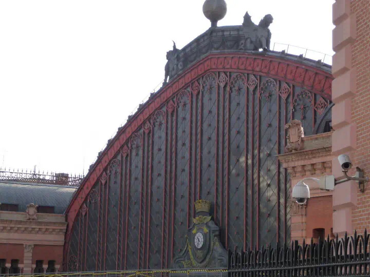 Madrid, Spanien - Photo 9