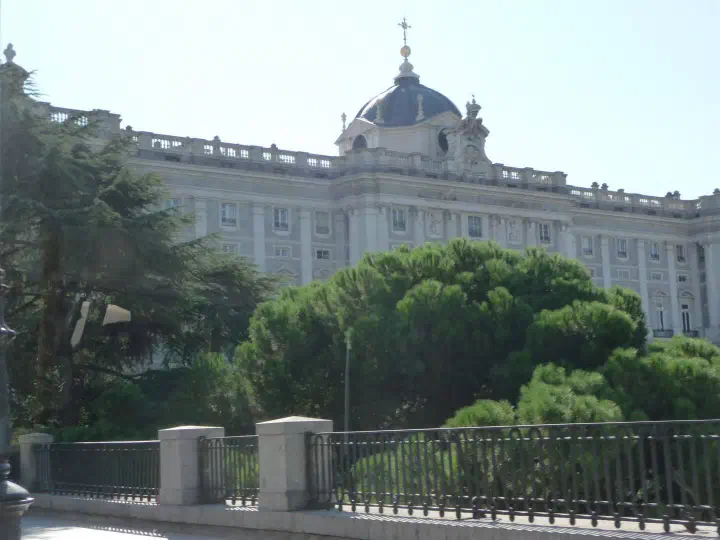 Madrid, Spanien - Photo 32