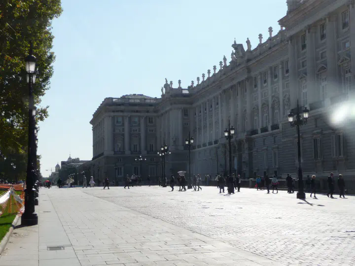 Madrid, Spanien - Photo 33