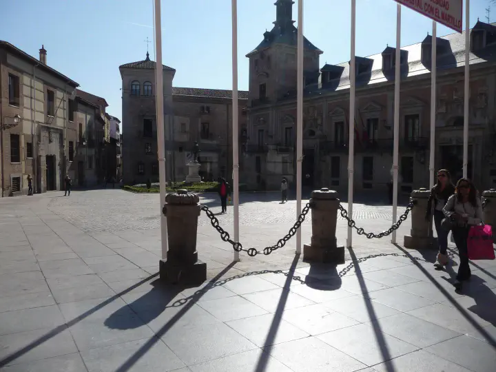 Madrid, Spanien - Photo 37