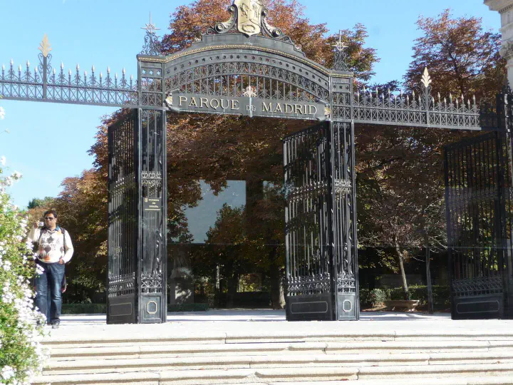 Madrid, Spanien - Photo 38