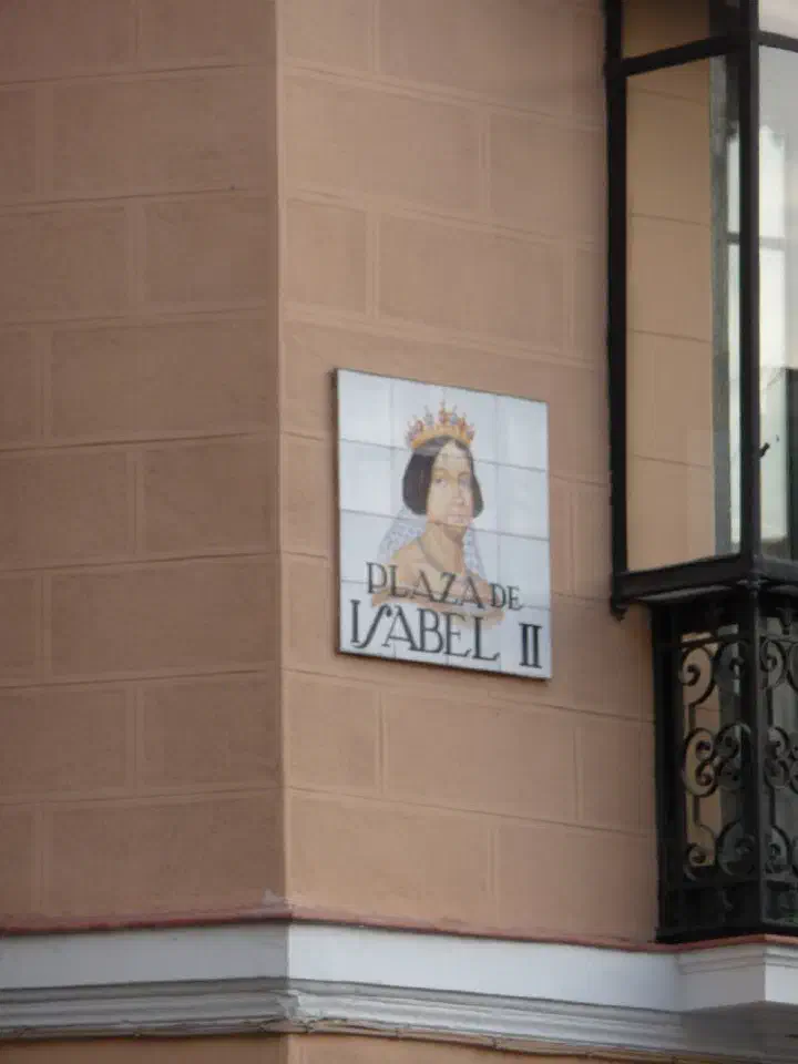 Madrid, Spanien - Photo 7