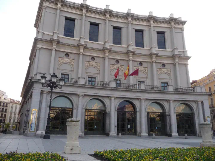 Madrid, Spanien - Photo 9