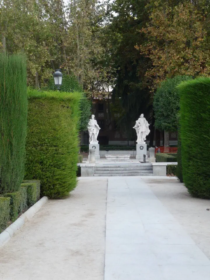 Madrid, Spanien - Photo 12