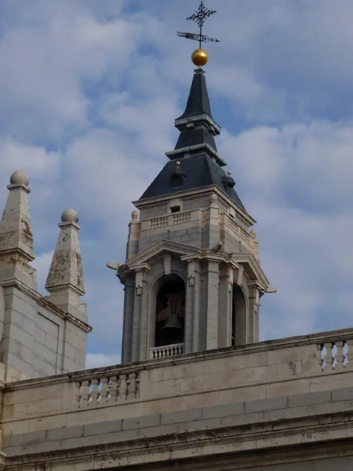 Madrid, Spanien - Photo 17