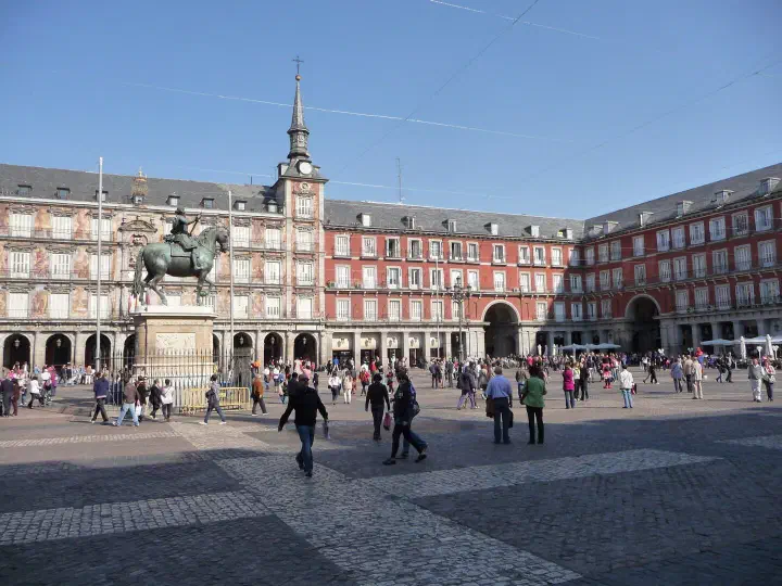 Madrid, Spanien - Photo 32