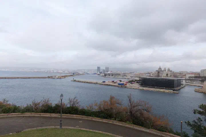 Marseille, Frankreich - Photo 6