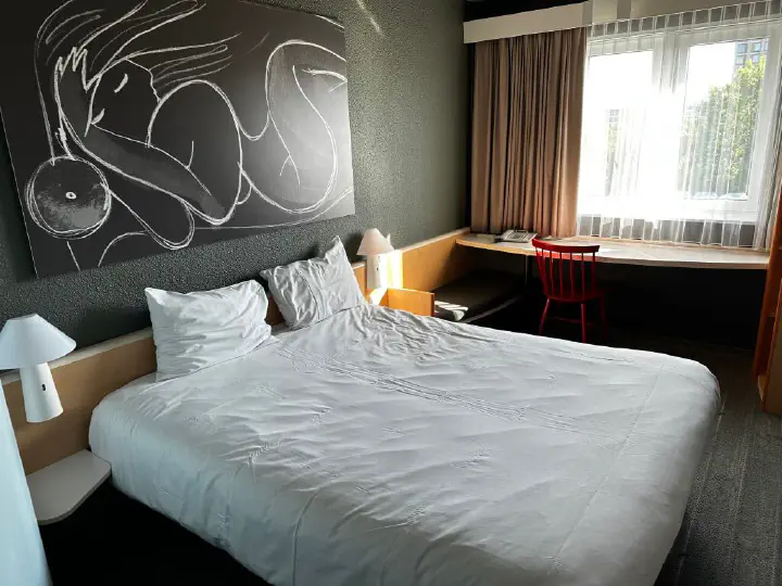 München, Deutschland - Photo 1