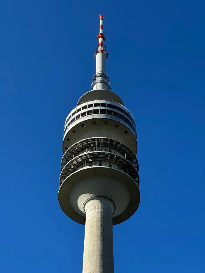 München, Deutschland - Photo 2