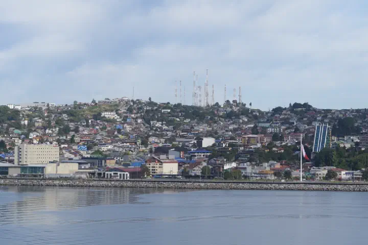 Puerto Montt, Chile - Photo 4