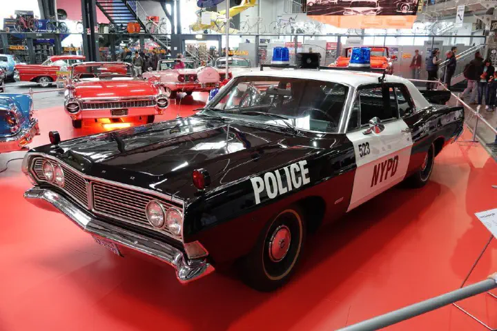 Sinsheim, Deutschland - Photo 8