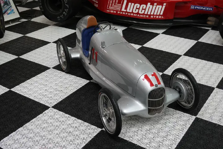 Sinsheim, Deutschland - Photo 17