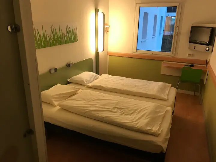 Stuttgart, Deutschland - Photo 1