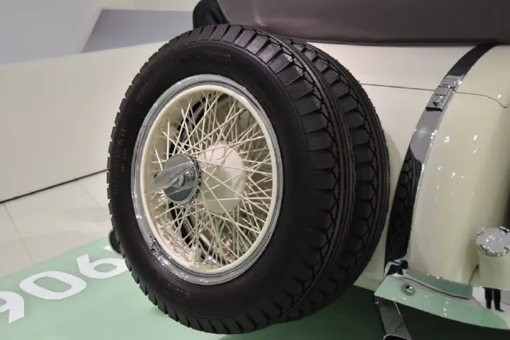 Stuttgart, Deutschland - Photo 4