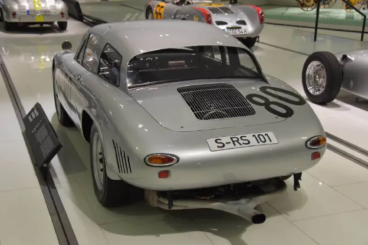 Stuttgart, Deutschland - Photo 16