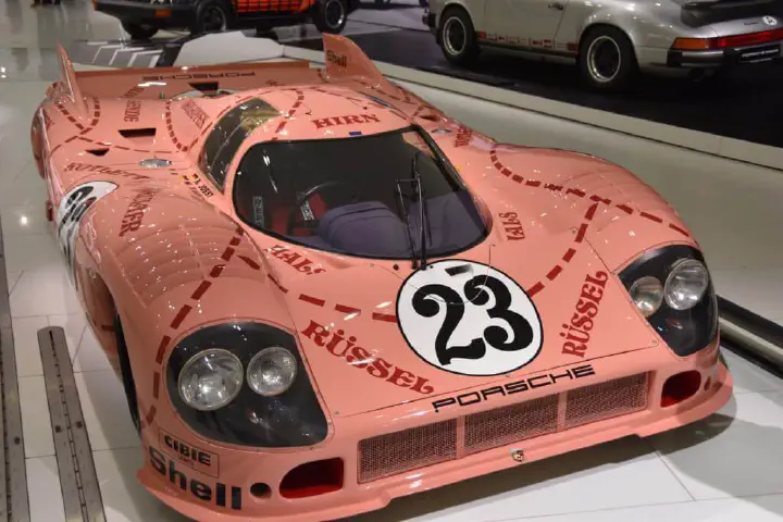 Stuttgart, Deutschland - Photo 21