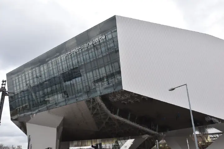 Stuttgart, Deutschland - Photo 50