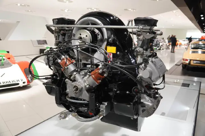 Stuttgart, Deutschland - Photo 13