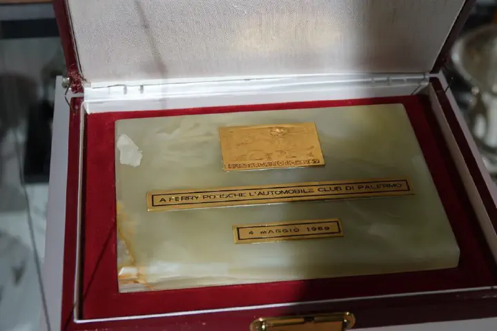 Stuttgart, Deutschland - Photo 21