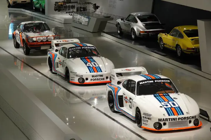 Stuttgart, Deutschland - Photo 32