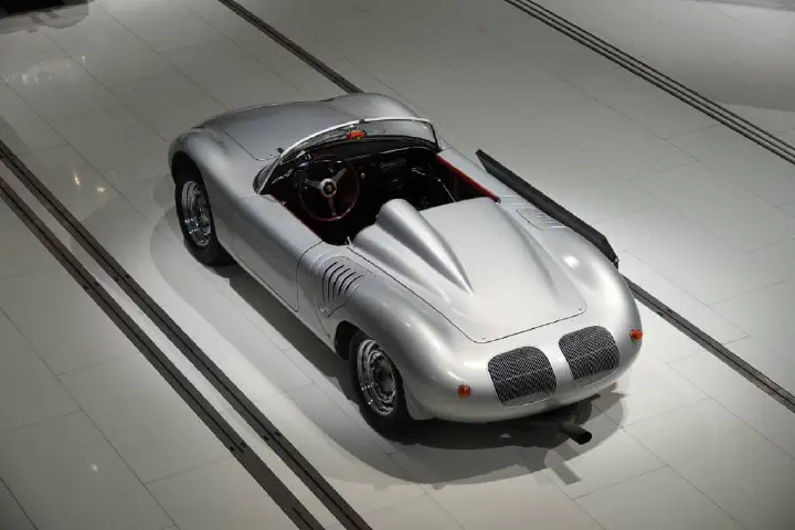 Stuttgart, Deutschland - Photo 34