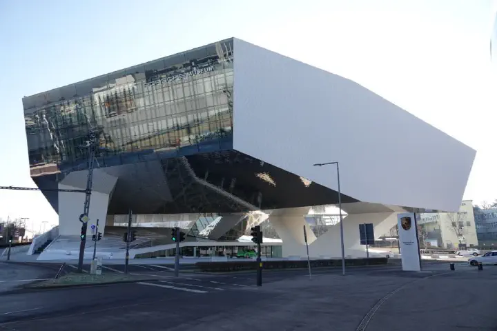 Stuttgart, Deutschland - Photo 39