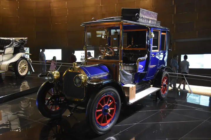 Stuttgart, Deutschland - Photo 6