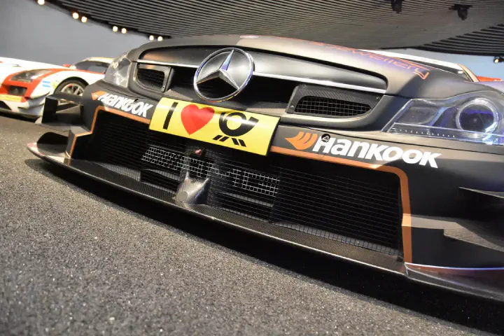 Stuttgart, Deutschland - Photo 24