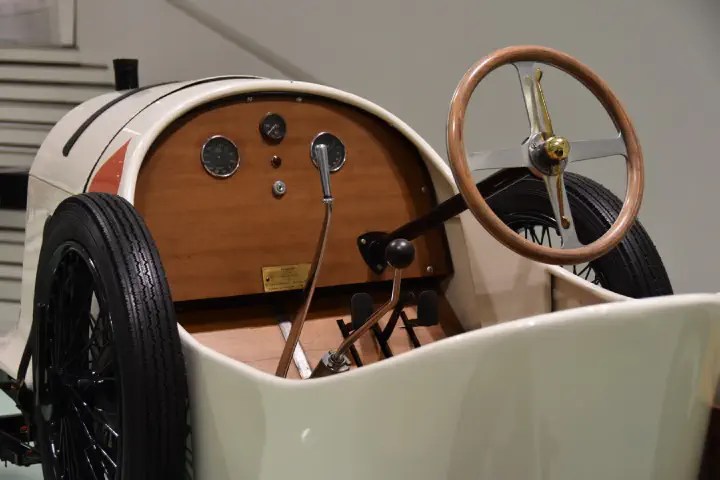 Stuttgart, Deutschland - Photo 2