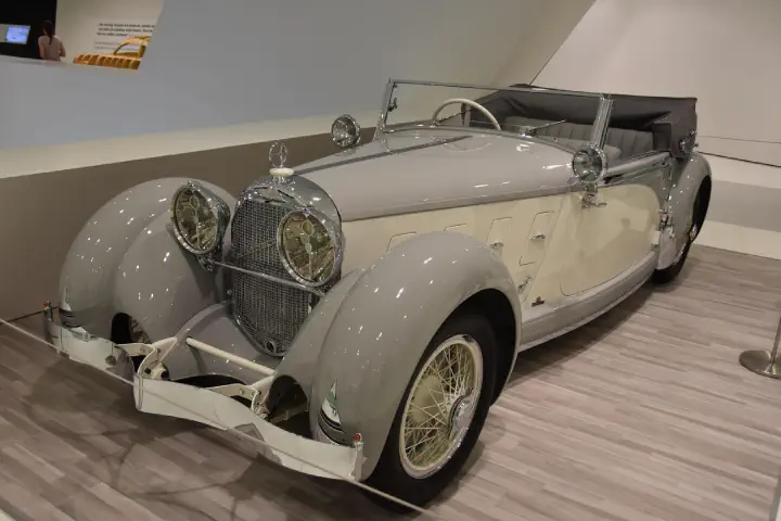 Stuttgart, Deutschland - Photo 4