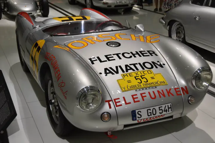 Stuttgart, Deutschland - Photo 7