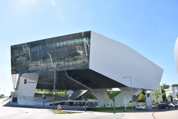 Stuttgart, Deutschland - Photo 27