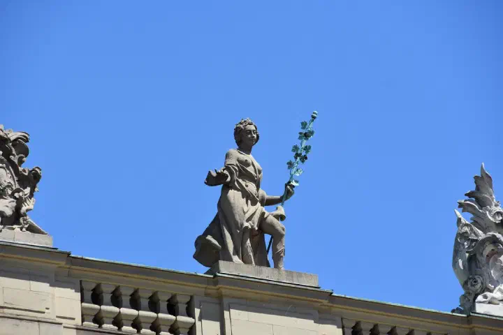 Stuttgart, Deutschland - Photo 29
