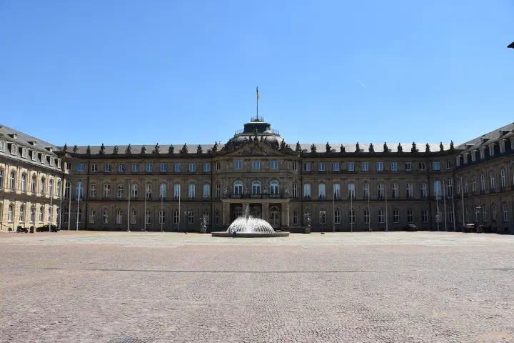Stuttgart, Deutschland - Photo 32