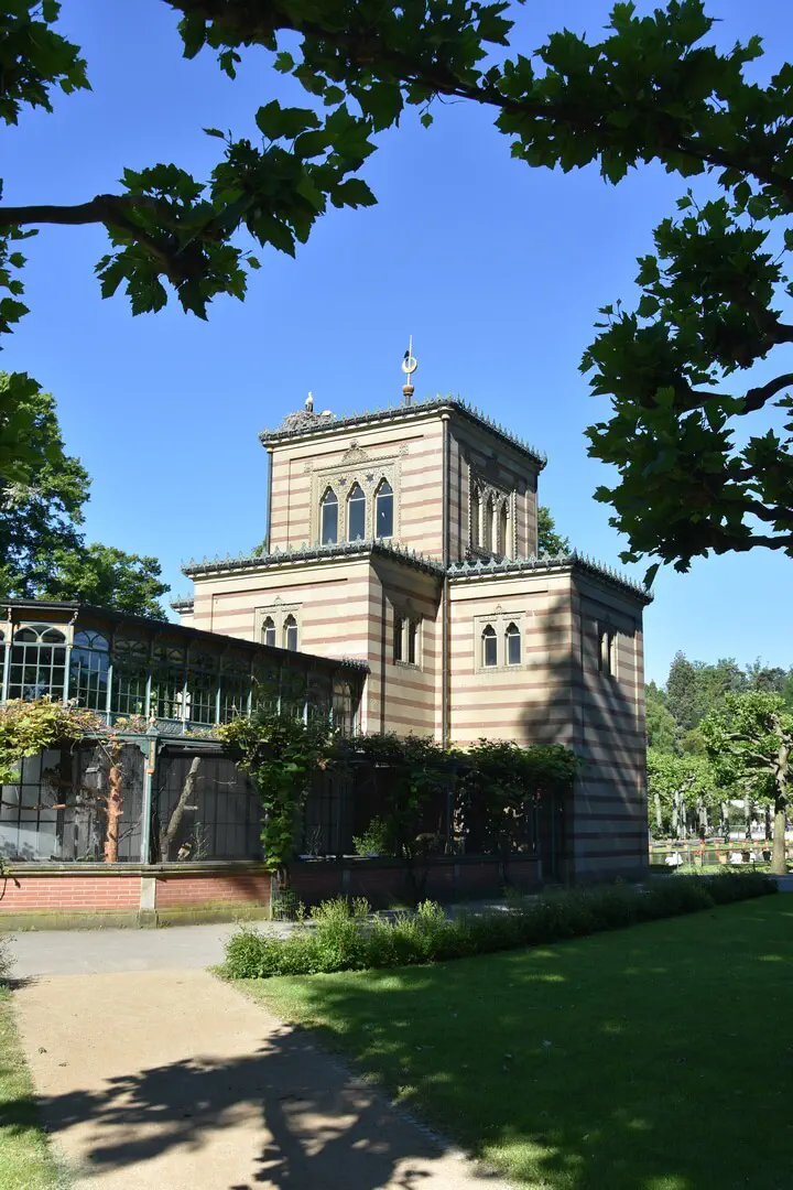 Stuttgart, Deutschland - Photo 12